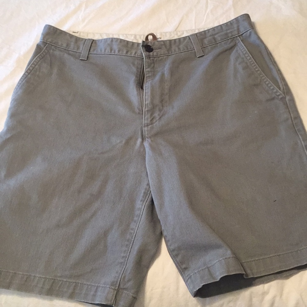 Dockers size 32 Perfect Shorts